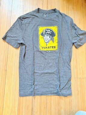 Pittsburgh Pirates 1970s logo t-shirt